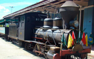 Trem-da-estrada-real-em-manutencao-de-Paraíba-do-Sul-RJ-Galeria