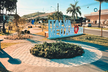 Momumento Italva Meu Amor em Italva RJ